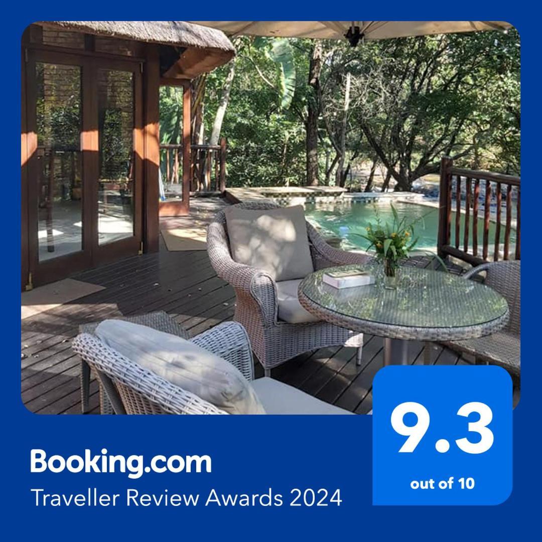 Dreamy 3 Bedroom Villa On The Edge Of The Sabie River In Kruger Park Lodge ヘイジービュー エクステリア 写真