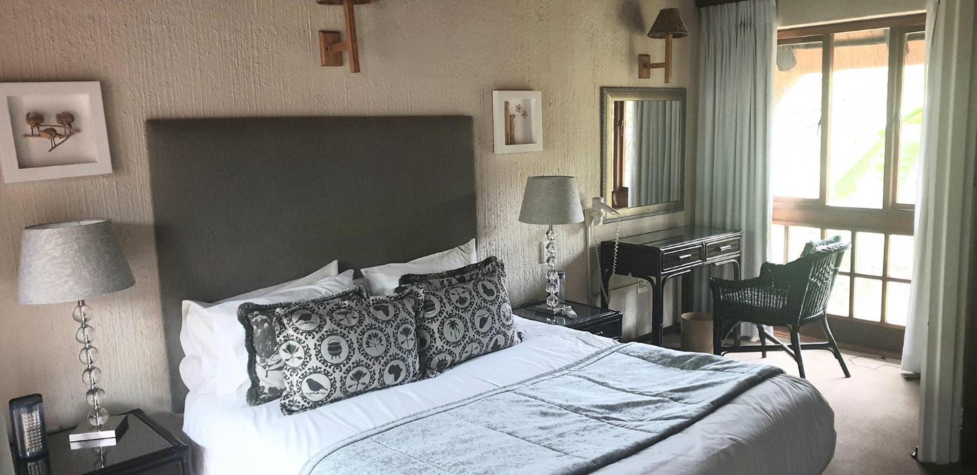 Dreamy 3 Bedroom Villa On The Edge Of The Sabie River In Kruger Park Lodge ヘイジービュー エクステリア 写真